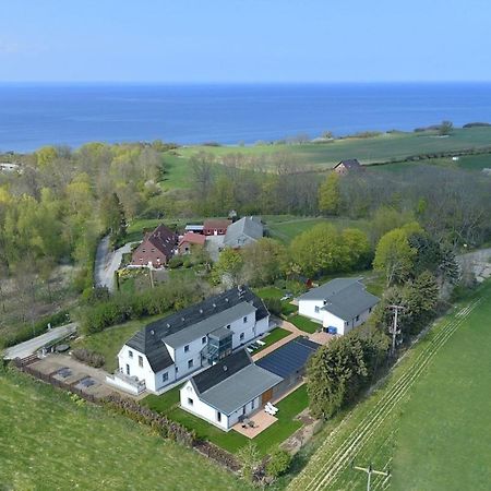 Meeresperle 2 Leuchtturm Klutz Bagian luar foto
